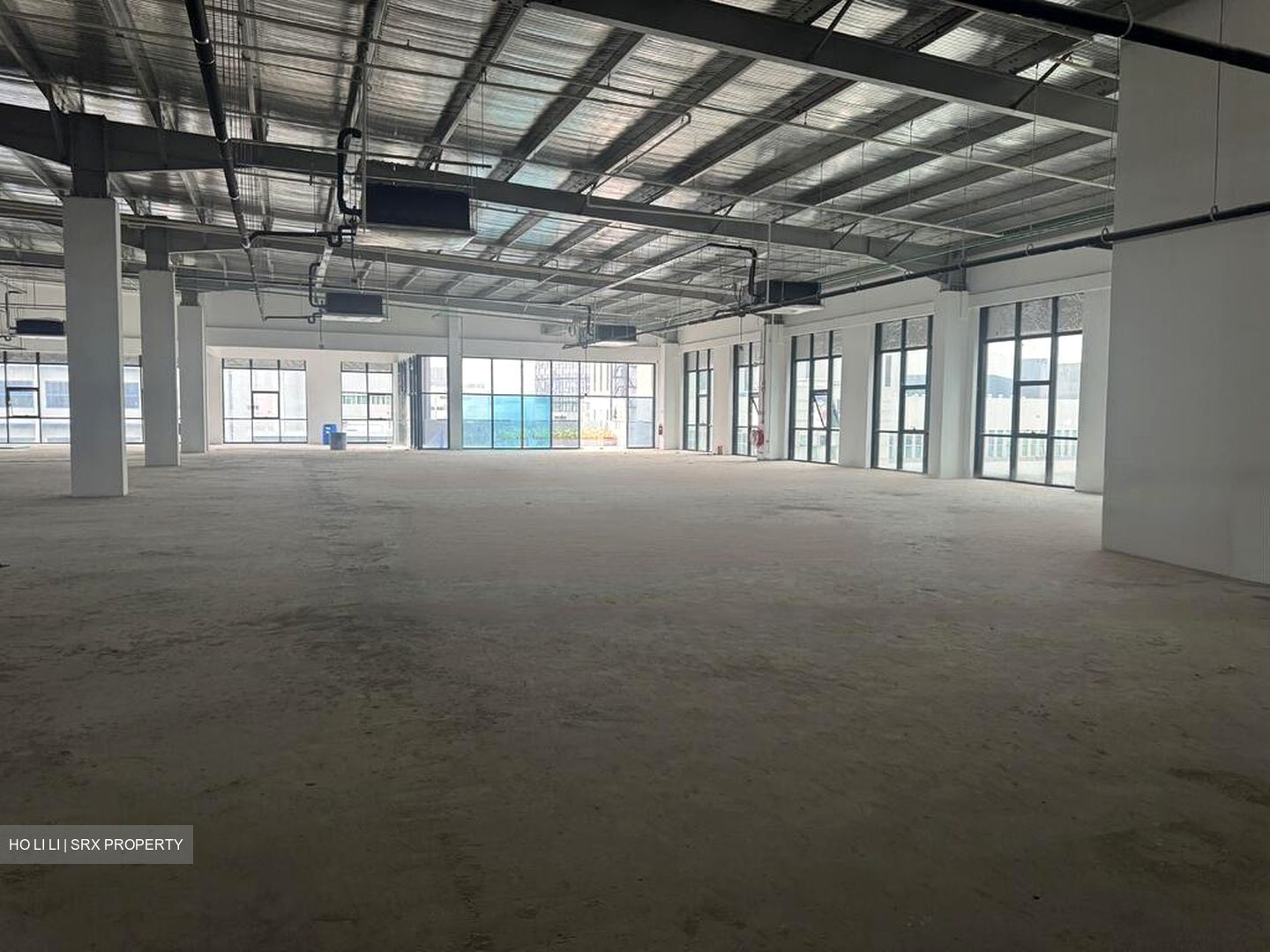 Luxasia Building (D19), Factory #483515061
